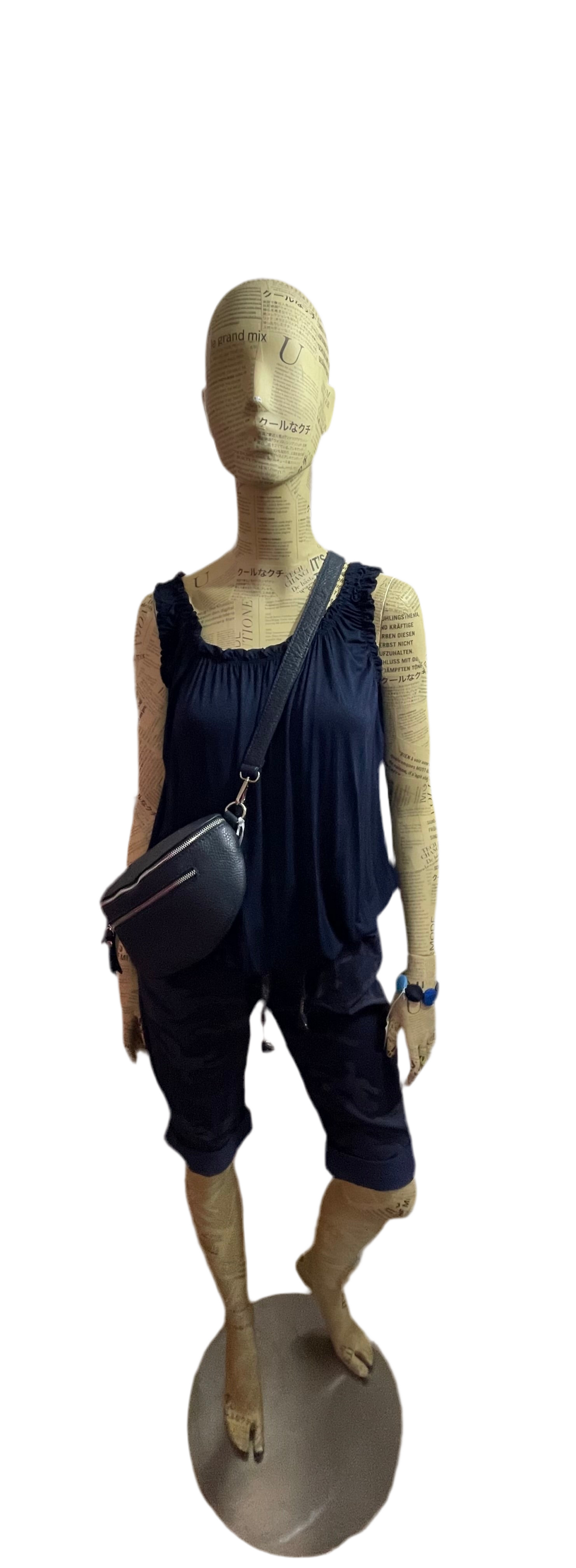 Vest T Shirt with gathered sleeves and bottom