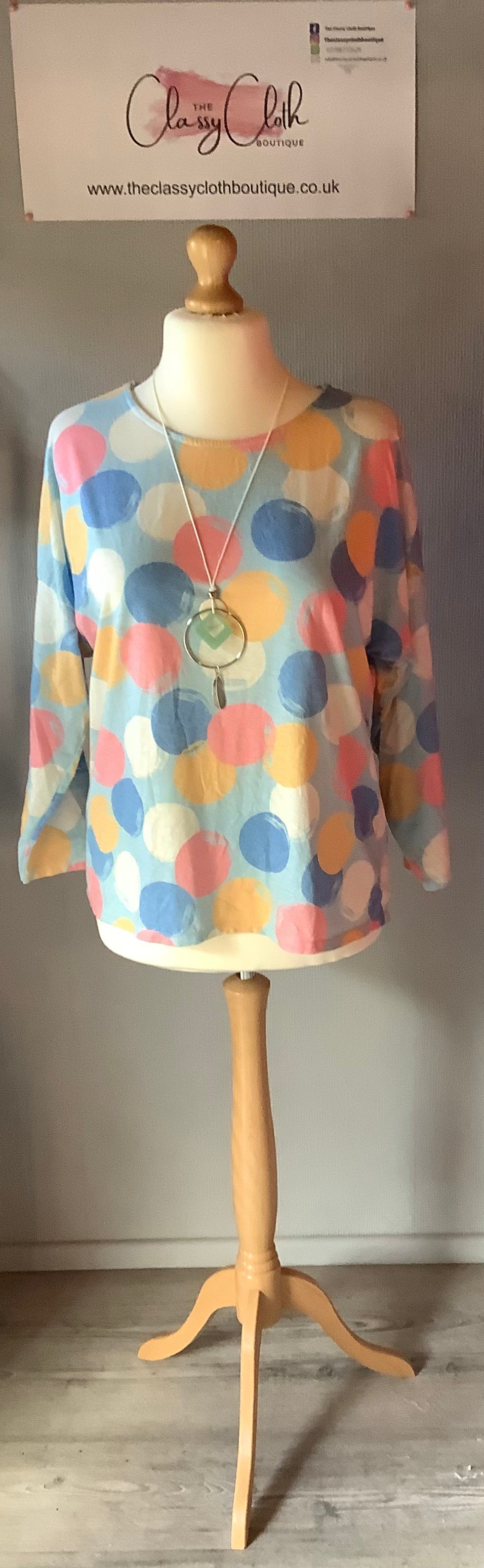 Polka dot top with necklace