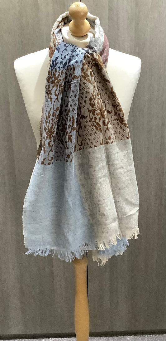 Lovely lightweight scarf