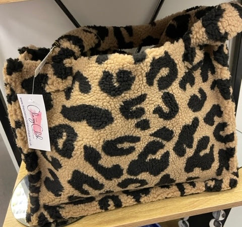 Leopard box bag