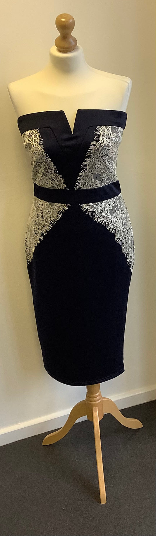 Bodycon Dress With Lace Panel