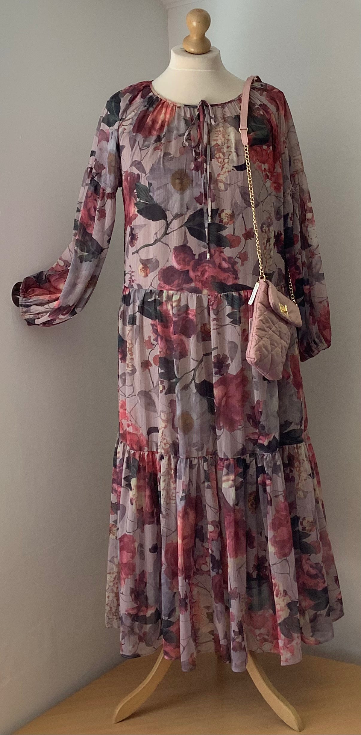 Malissa J floral long sleeve dress